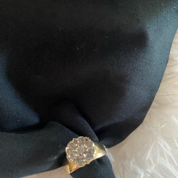 Vintage Diamond cluster ring. 10k gold - Picture 8 of 10